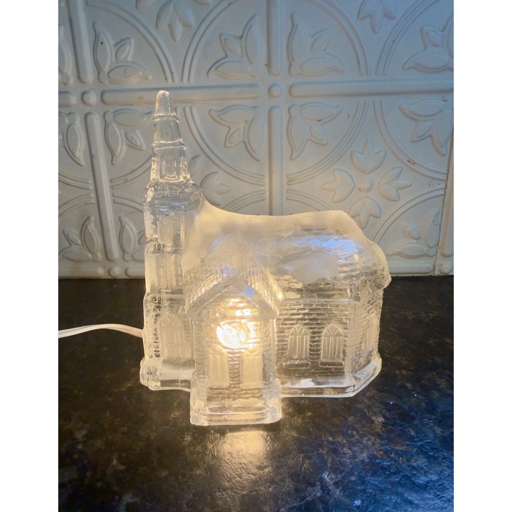 Vintage Celebrations Crystal Clear Glass Church Illuminated Light Up Plug w Box